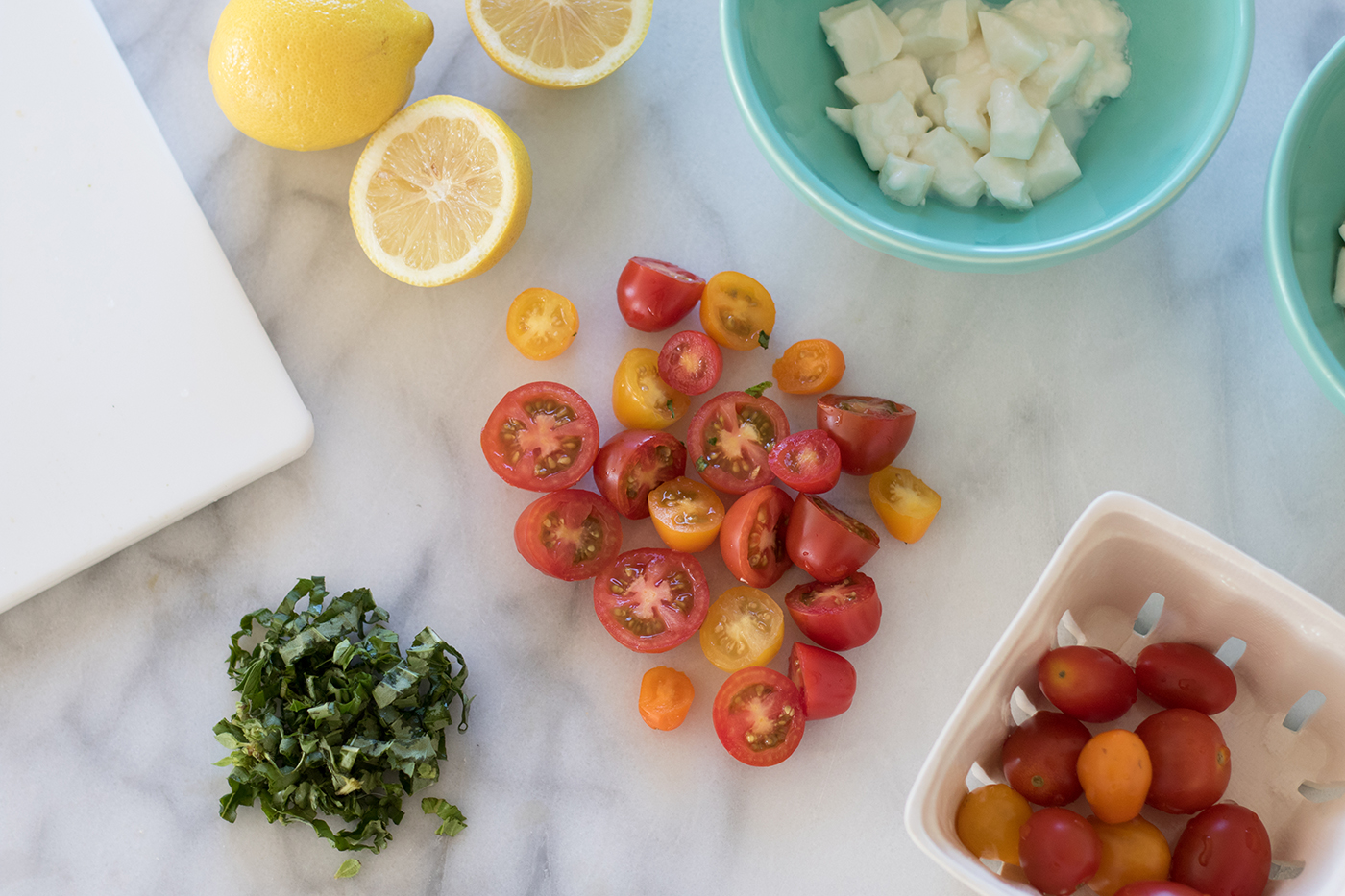 Burrata with heirloom tomatoes on joyfetti.com_ingredients