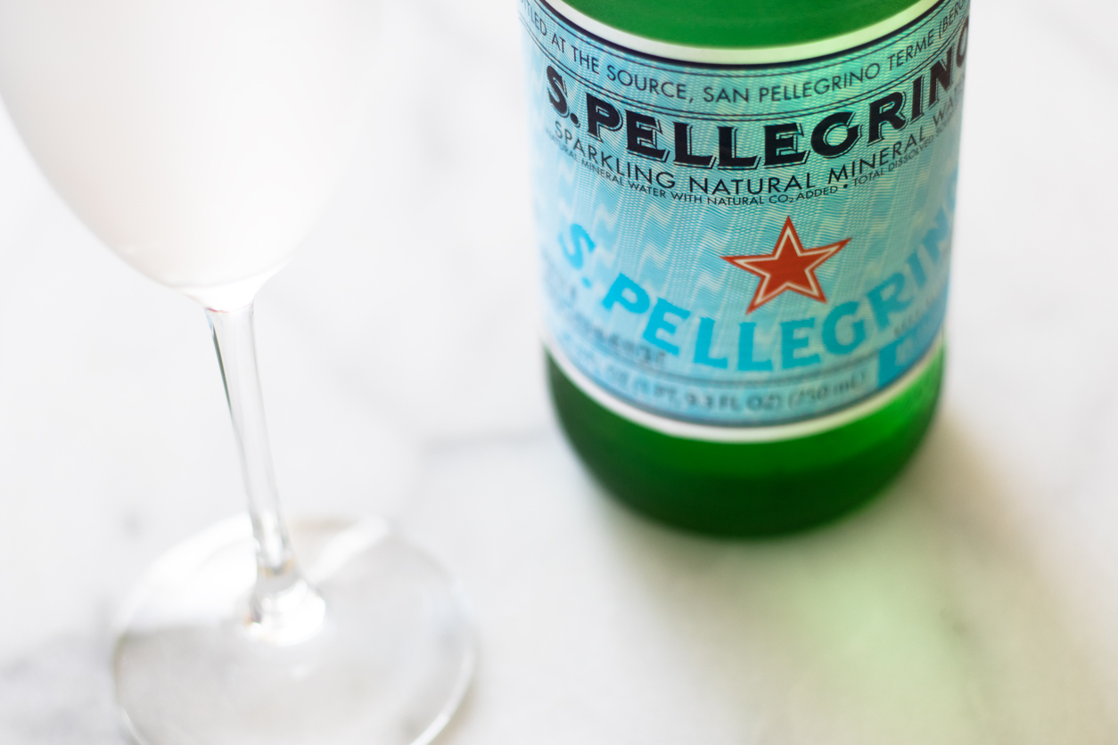 How to drink more water_Pellegrino, champ glass_joyfetti.com