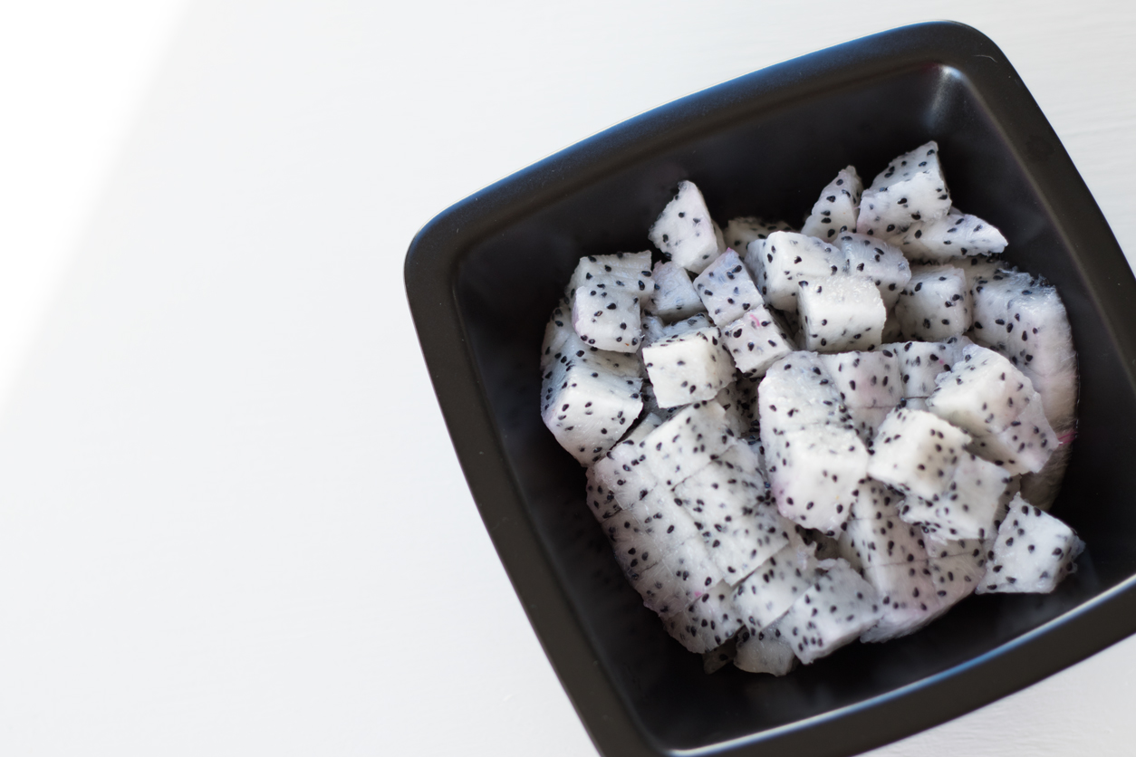 Health benefits of dragon fruit_dragon fruit cubes_joyfetti.com