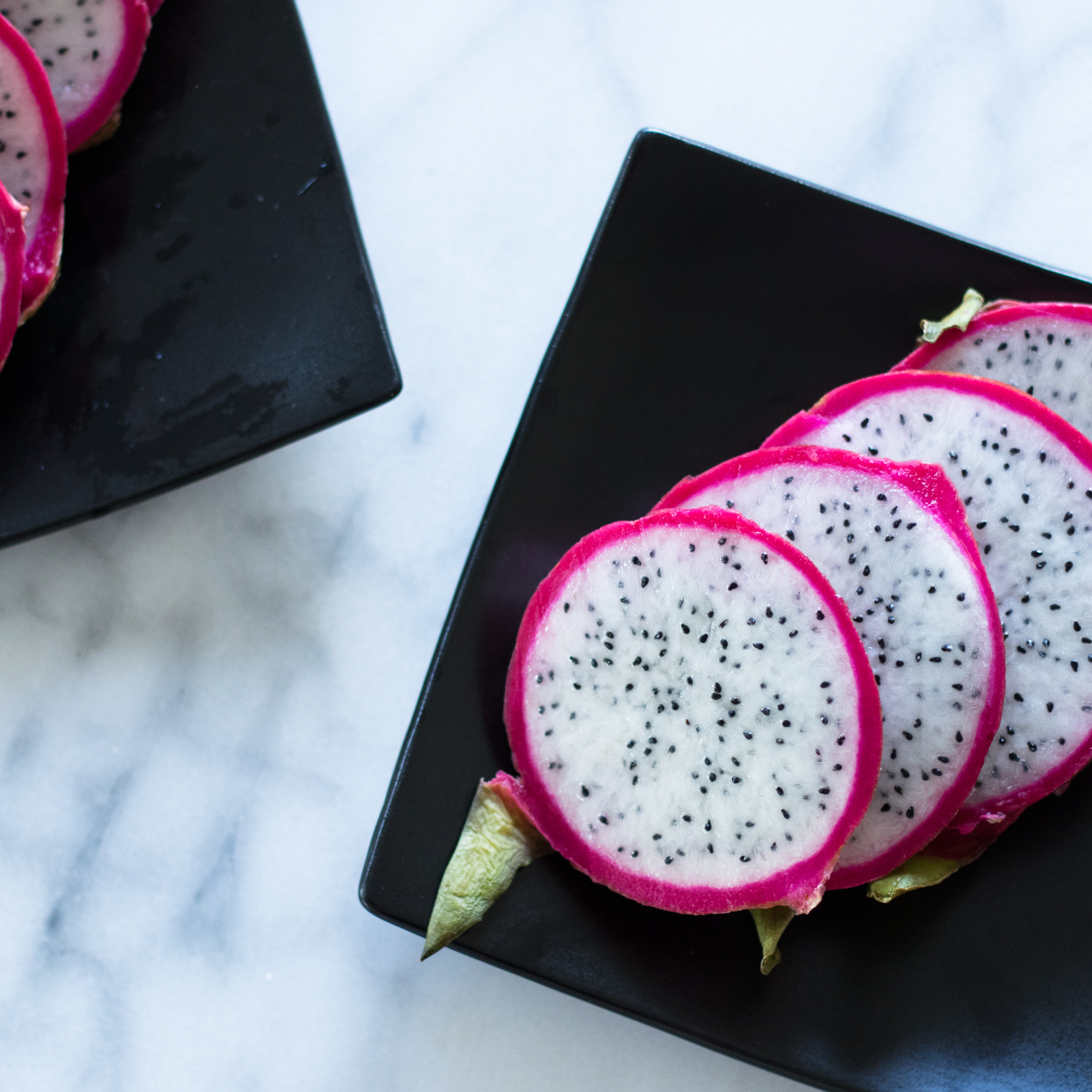 Health benefits of dragon fruit_dragon fruit slices_joyfetti.com