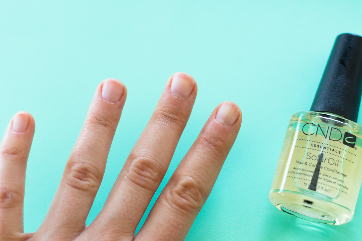 How to Do a Better At-Home Manicure ( Expert Tips! )_after cuticle oil_joyfetti.com