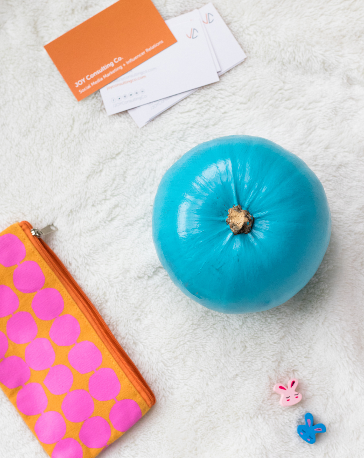 the-teal-pumpkin-project_flat-lay_joy-consulting-co-_joyfetti-com